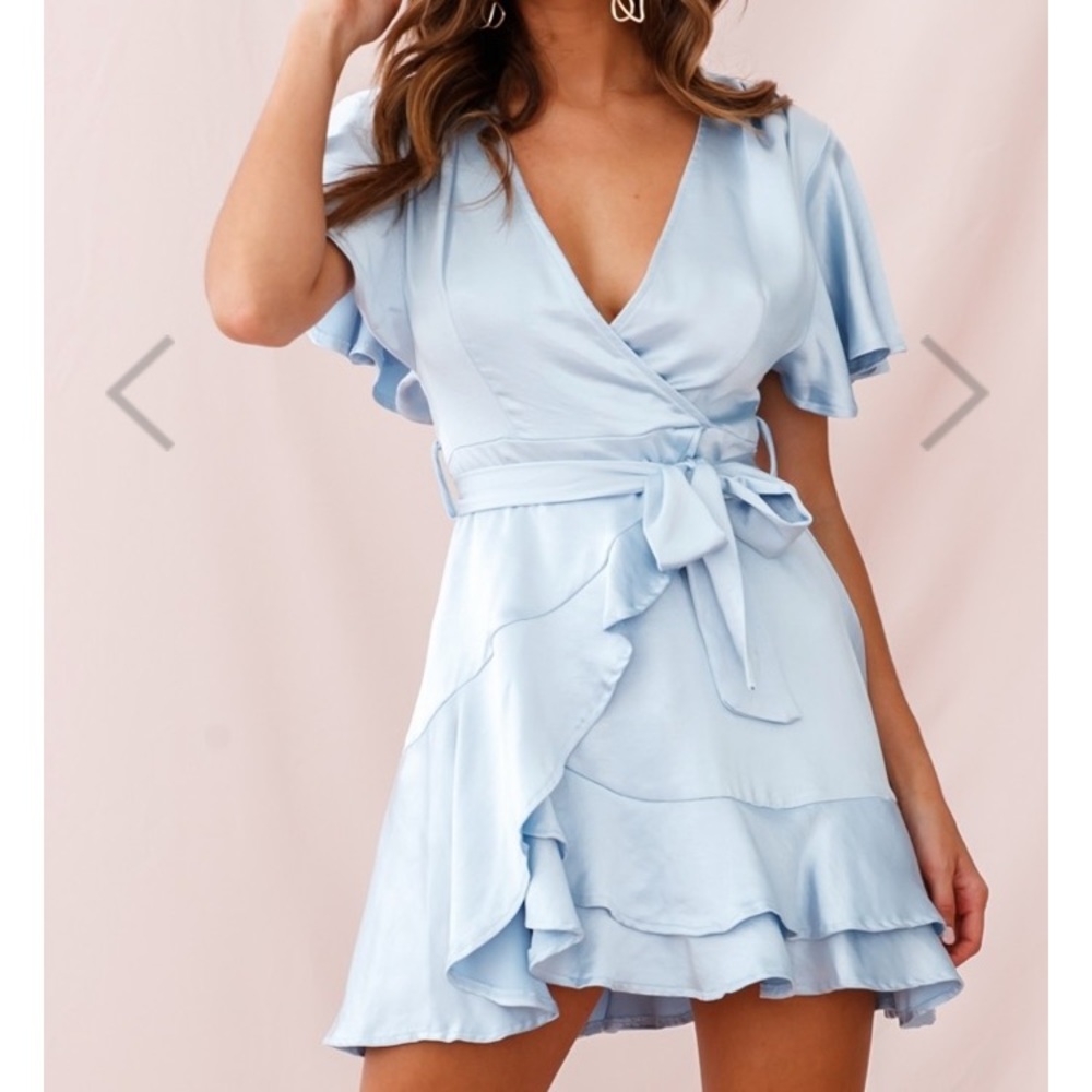Selfie Leslie blue dress